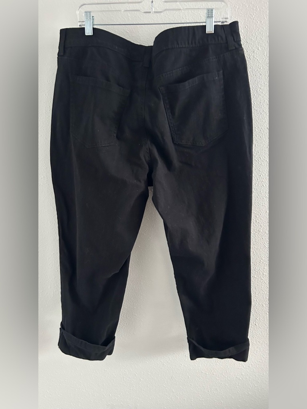 Style & Co. Black Capris with Cuffed Hem - Picture 3 of 4